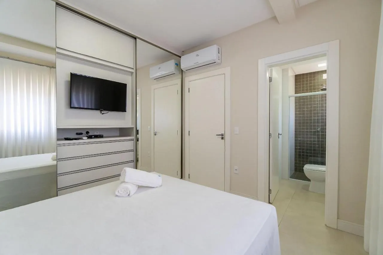 Ampla Cobertura Duplex Em Condominio Com Piscina Bombinhas Brasilien